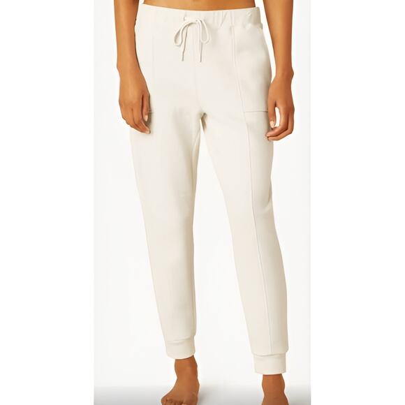 Beyond Yoga Hold The Line Fleece Jogger Pants Cream Size Small - Picture 1 of 8